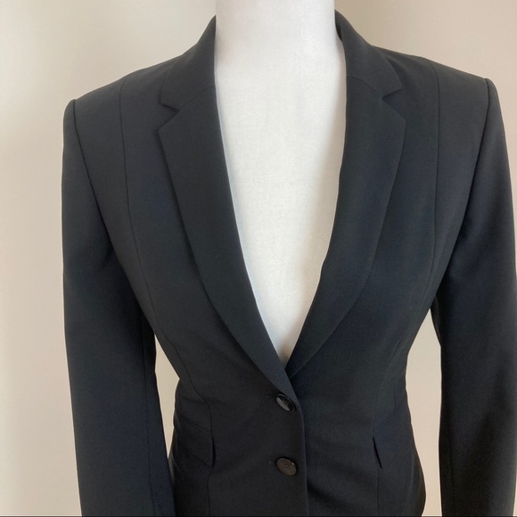 Hugo Boss Stretch Wool Jacket with Narrow Lapels - Picture 14 of 16